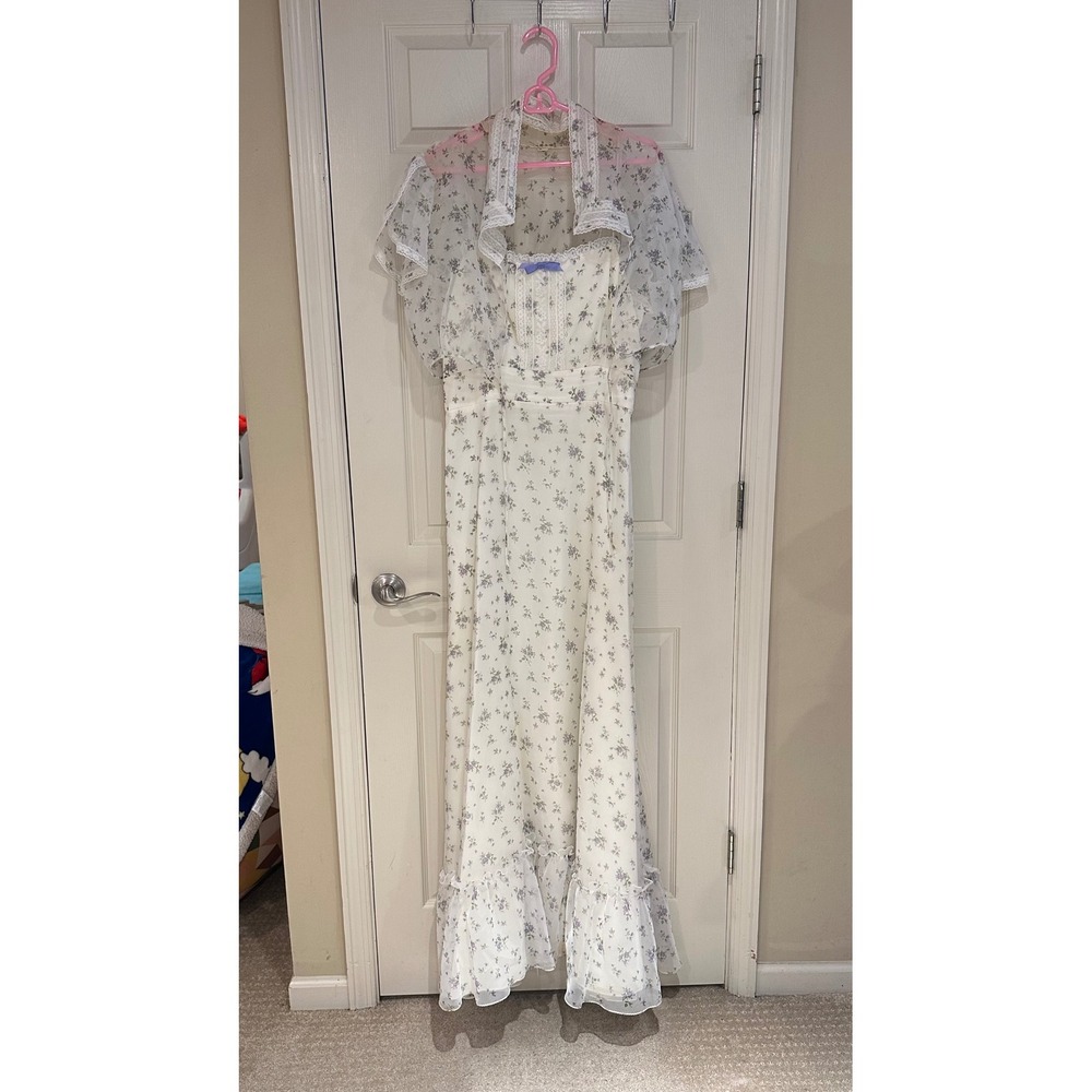 Vintage Purple Floral Maxi Dress Shrug Set Lace Trim Ruffle Hem Cream size 20